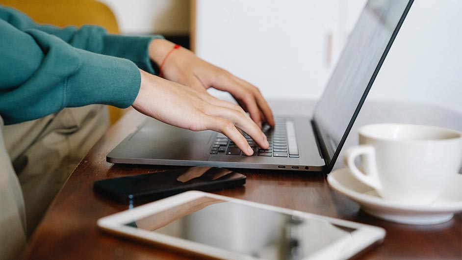 辞退保姆需要补偿吗