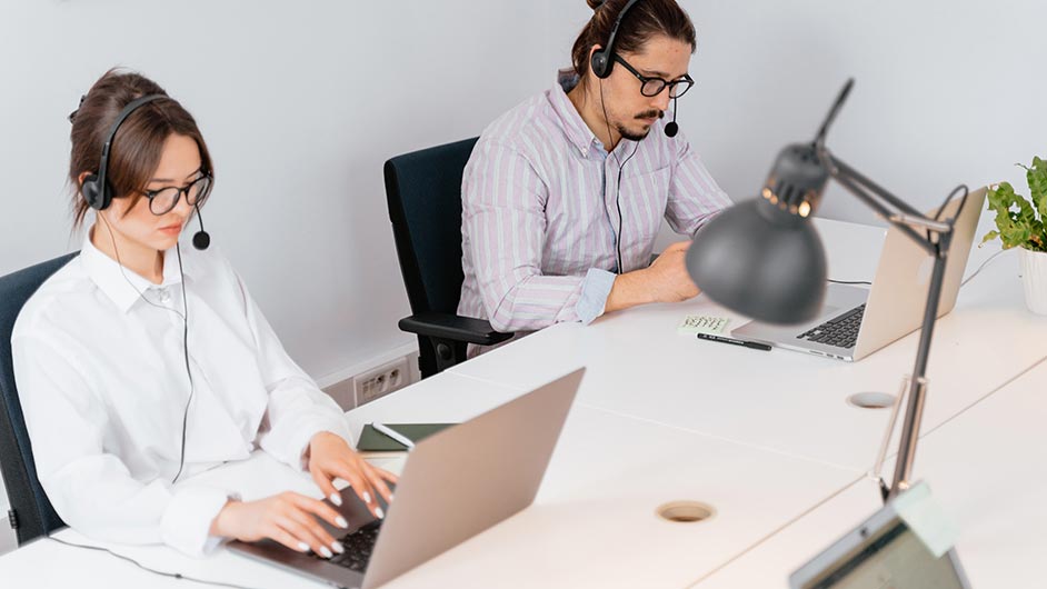 领导与员工属于什么关系-三茅人力资源网